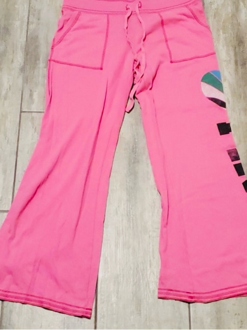 🌺PINK- Victoria's Secret🌺 Pink Sweatpants with Multicolor Heart🌺